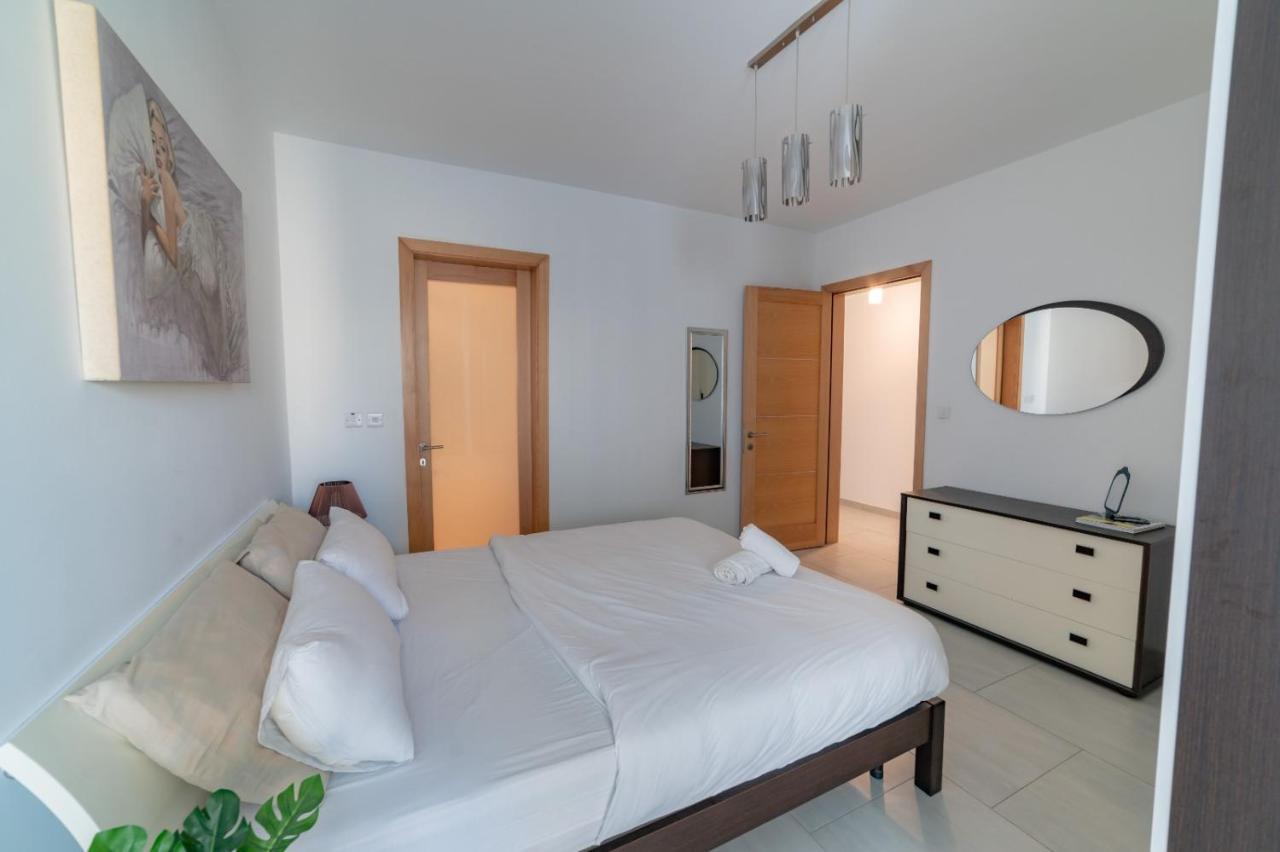 Metrostays Apartament St Julian Malta St. Julian's Exteriör bild